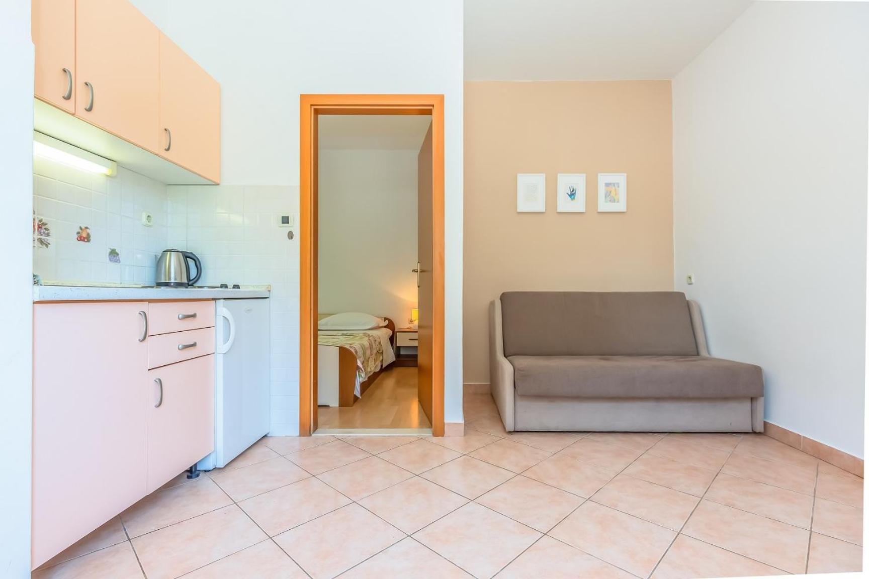 Apartments Agneza Tucepi Exterior photo